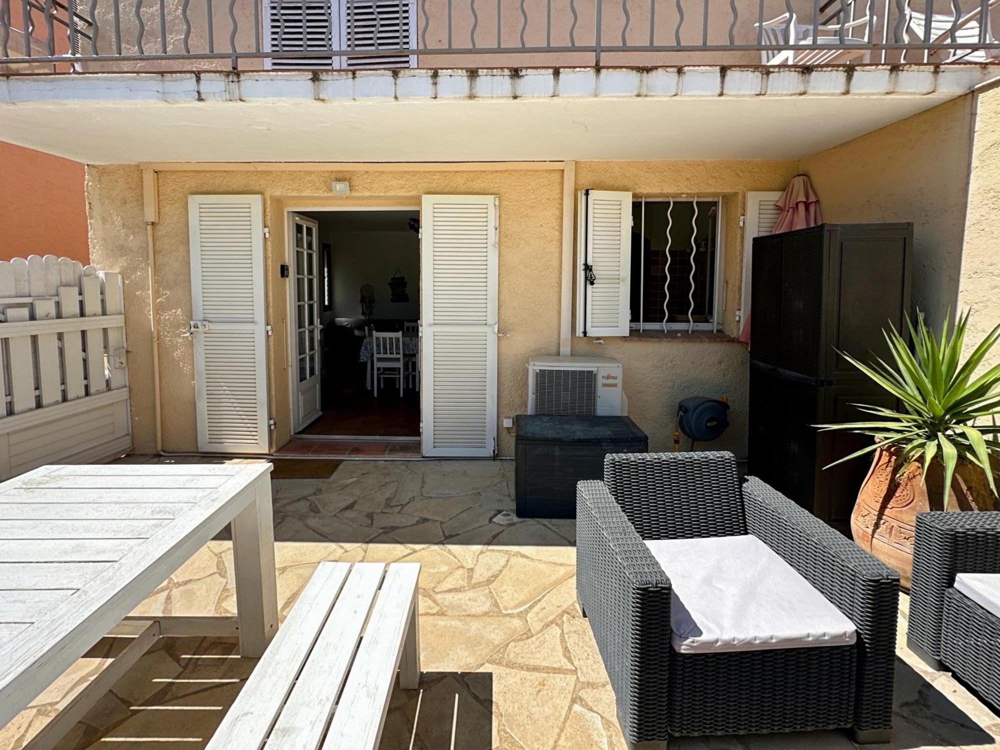 Superbe Emplacement , Terrasse Et Parking! Saint Tropez Bagian luar foto