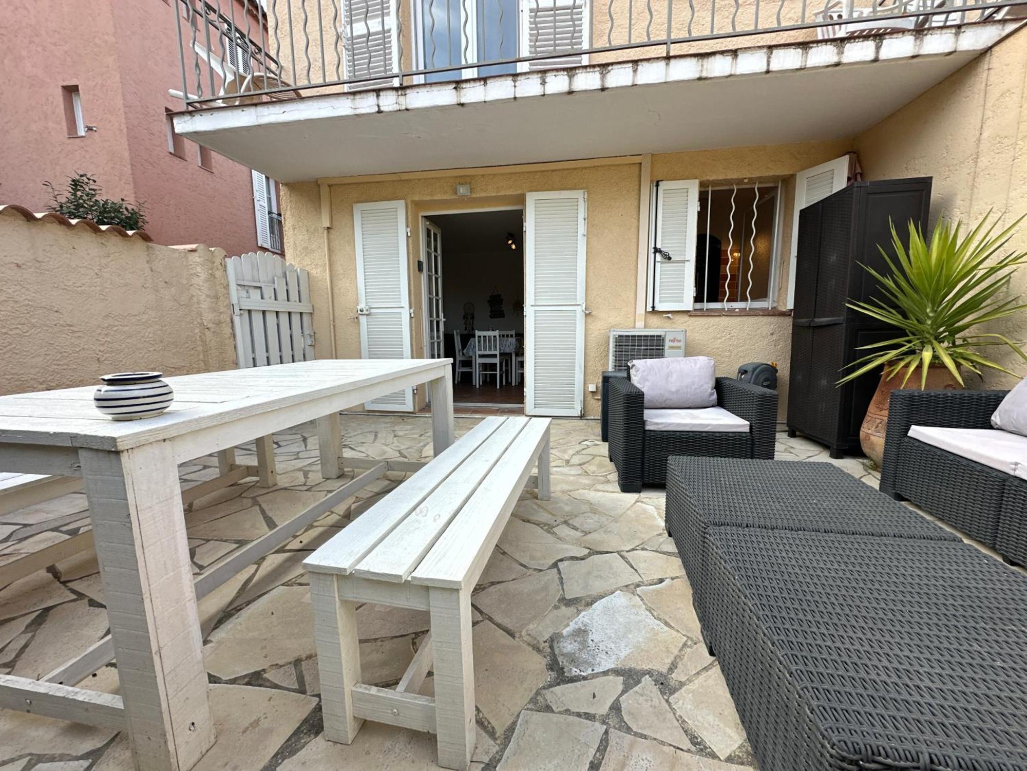 Superbe Emplacement , Terrasse Et Parking! Saint Tropez Bagian luar foto